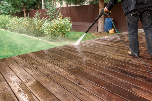 Best Pool Deck Cleaning  in Reno, OH